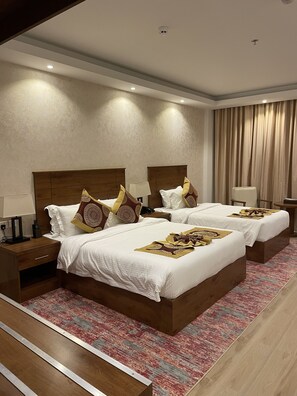 In-room safe, free WiFi