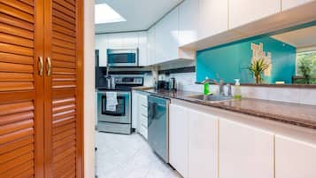 Microwave, oven, dishwasher