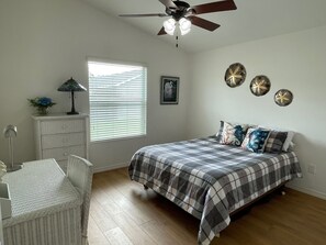 2 chambres, fer et planche à repasser, Wi-Fi gratuit, draps fournis