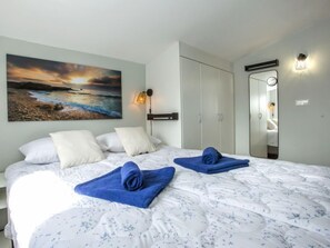 3 bedrooms, Internet
