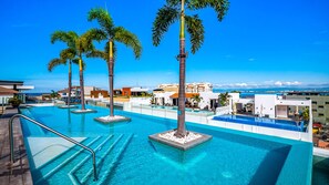 Piscine sur le toit, piscine chauffée
