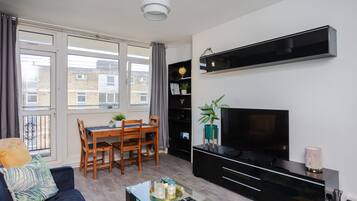 Basic Apartment, Multiple Beds | Interior