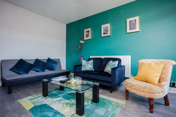Basic Apartment, Multiple Beds | Interior