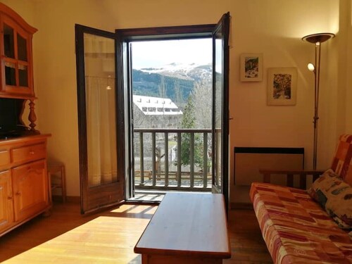 Very bright apartment - Falcó 1