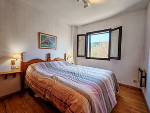 1 bedroom - Very bright apartment - Falcó 1 (Pla de l'Ermita)