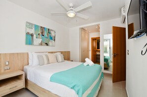 2 chambres, coffres-forts dans les chambres, Wi-Fi, draps fournis