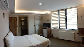 Comfort Double or Twin Room | Egyptian cotton sheets, premium bedding, minibar, individually decorated