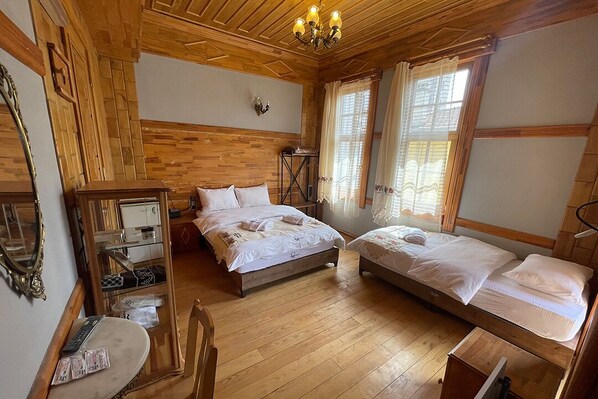 Elite Room