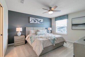 5 bedrooms, iron/ironing board, WiFi, bed sheets