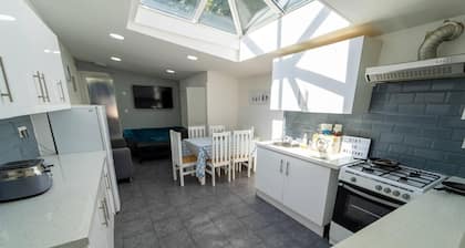 Ensuite Style Studio in Selly Oak