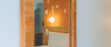 Desk, free WiFi, bed sheets