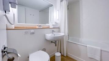 Hårtørrer, håndklæder