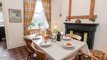 Cottage | Interior
