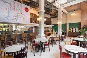 Bar (on property) - Ago Hotel Chinatown (Bangkok)