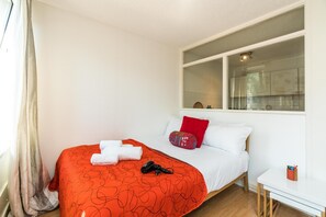 Apartment (1 Bedroom) | 1 bedroom - Bright & Cosy Studio Close to Central London (London)
