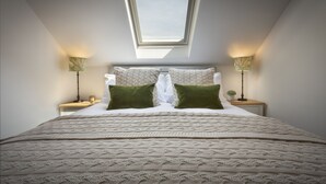 Comfort Apartment | 1 bedroom, WiFi (free), bed sheets - Rohan Rise - Lake's Escape Ambleside (Ambleside)