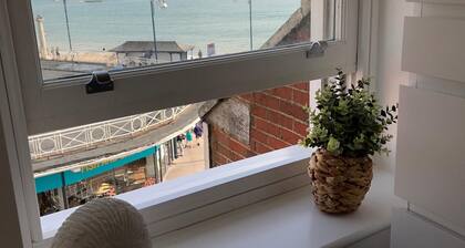 Apartment - Centre of Swanage Stunning Sea Views