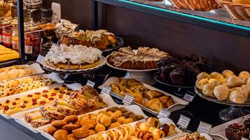 Desayuno buffet incluido todos los días