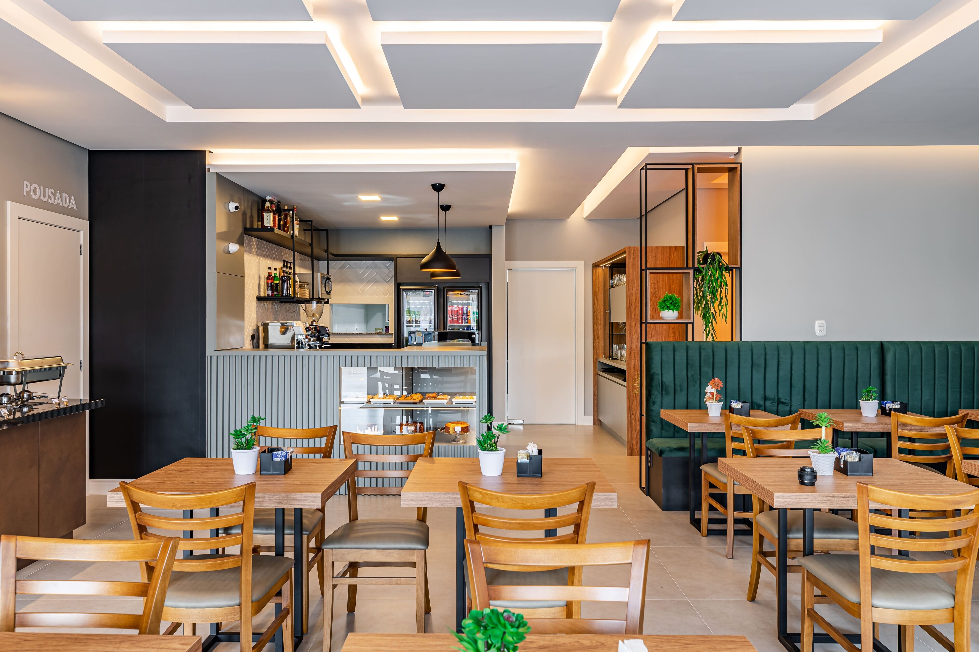 Desayuno buffet incluido todos los días 