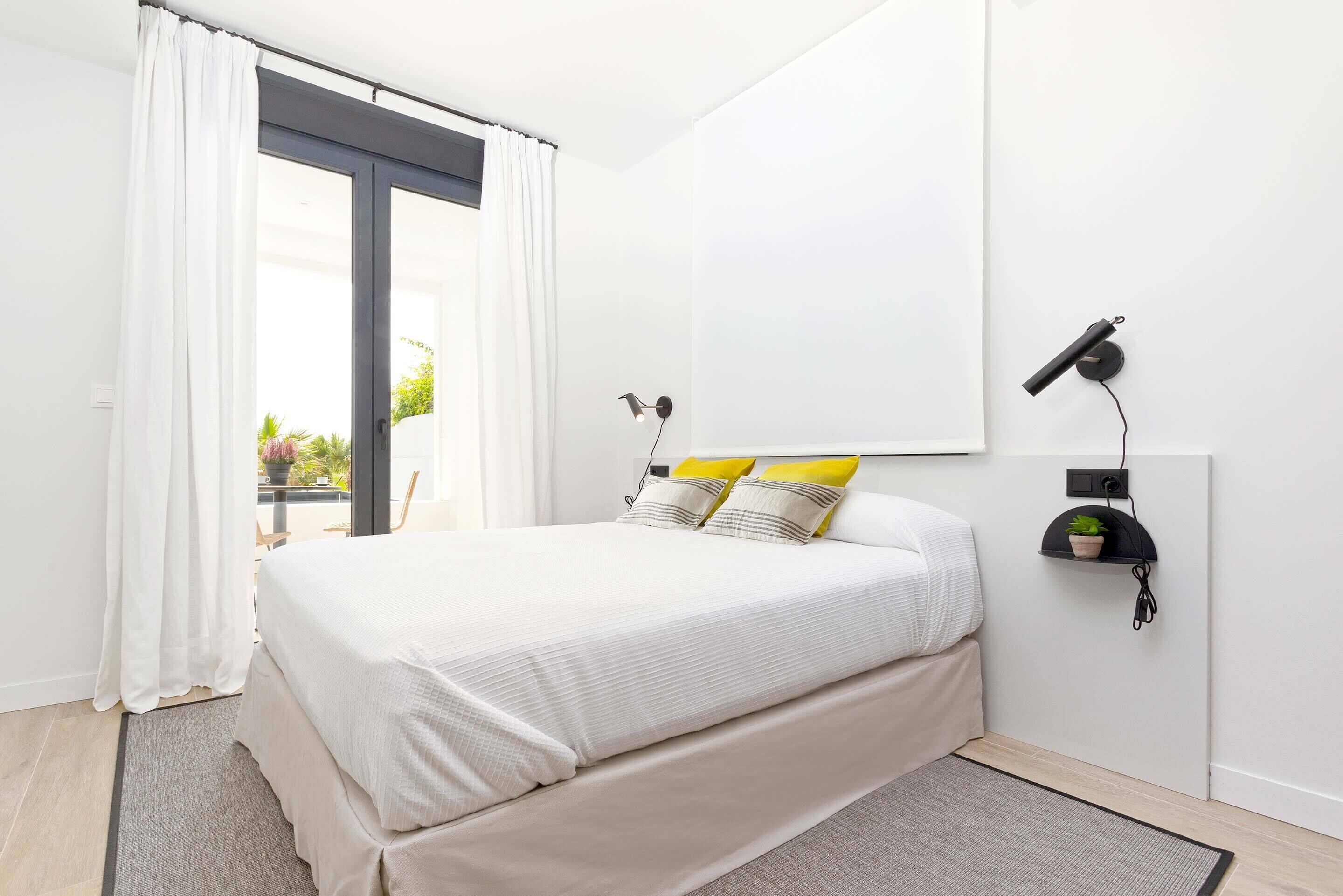1 slaapkamer, een strijkplank/strijkijzer, wifi, beddengoed