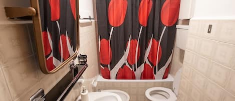 Apartment | Badezimmer