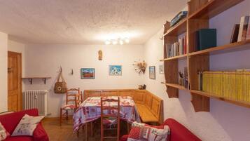 Apartamento | Opções para refeição no quarto