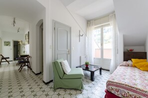 Apartment | 2 Schlafzimmer, Schreibtisch, kostenloses WLAN