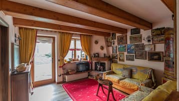 Apartment | Living area