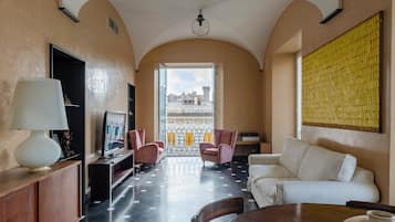 Apartment, 3 Bedrooms | Living area | TV