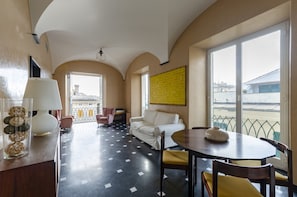 Apartment | Living area