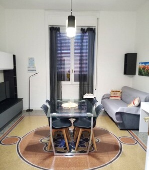 Apartment, 1 Double Bed with Sofa bed, City View | Living area