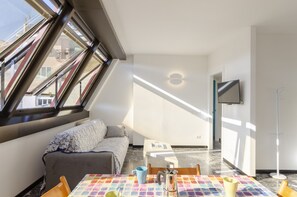 Apartment | Living area - JOIVY Spacious Apt For 6, Near Train Station And Beach (Sestri Levante)