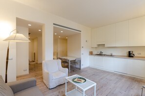 Apartment | Living area - JOIVY Bright 3-bedroom apartment in Santa Margherita (Santa Margherita Ligure)