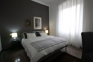 2 bedrooms - JOIVY Spacious Flat For 7, Near Train Station In Genova (Genoa)