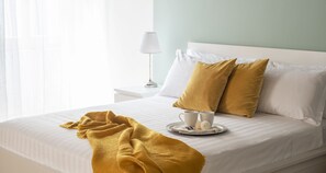 Apartment | 1 bedroom, desk, free WiFi - JOIVY Charming Flat Next to Duomo di Como (Como)