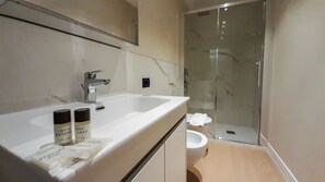 Apartment | Badezimmer | Handtücher