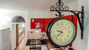 Interior - JOIVY Lovely 1 Br Flat W/Easy Access To Centre (Milan)