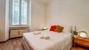 Room - JOIVY Lovely 1 Br Flat W/Easy Access To Centre (Milan)