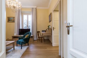 Appartement, 1 chambre | Coin séjour