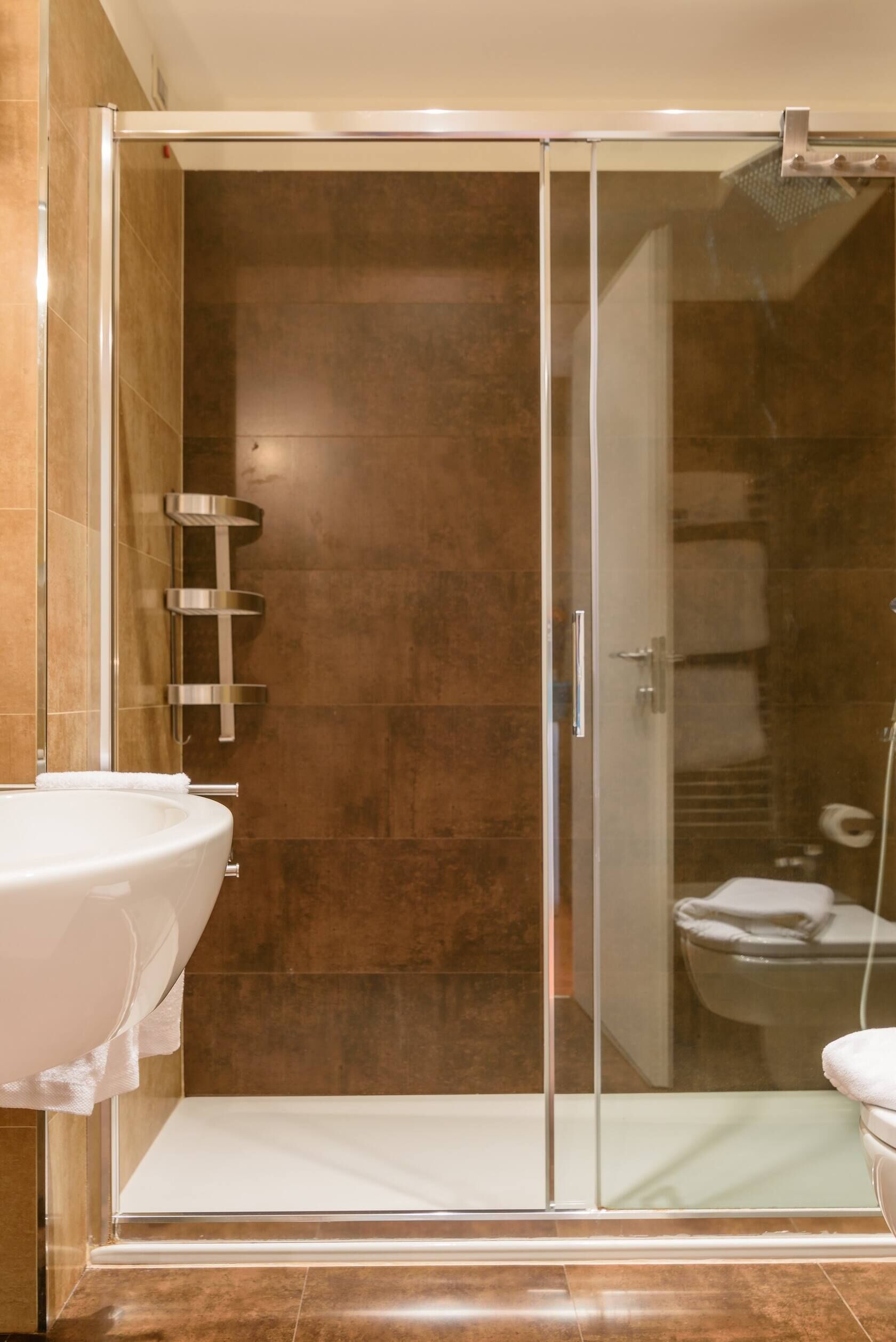 Apartment | Bathroom | Towels