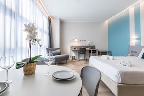 Suite Classique | Bureau, espace de travail pour ordinateur portable