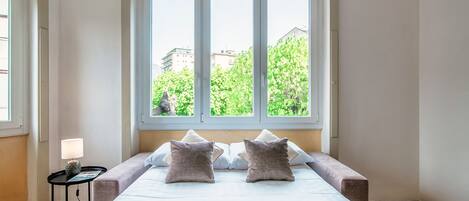 2 bedrooms, desk, free WiFi