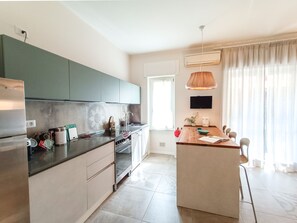 ماكينة لصنع القهوة/الشاي