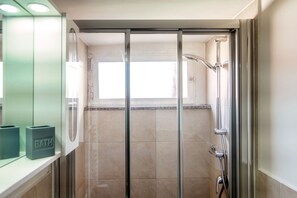 Apartment | Badezimmer