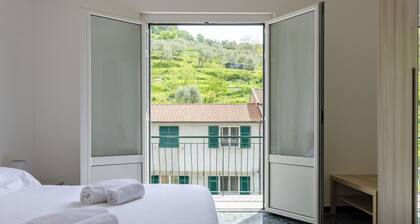 JOIVY Family Flat W/3 Balconies, 10 Min To Beach