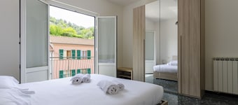 JOIVY Family Flat W/3 Balconies, 10 Min To Beach