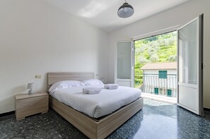 Appartement, 3 chambres, balcon, vue vallée