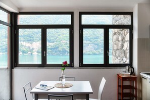 Living area - JOIVY Villa Riflessi Sul Lago (Laglio)