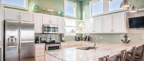 House (4 Bedrooms) | Property amenity