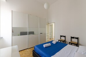 Apartment | 2 bedrooms, desk, laptop workspace, iron/ironing board - JOIVY Kiosk Opera House (Rapallo)